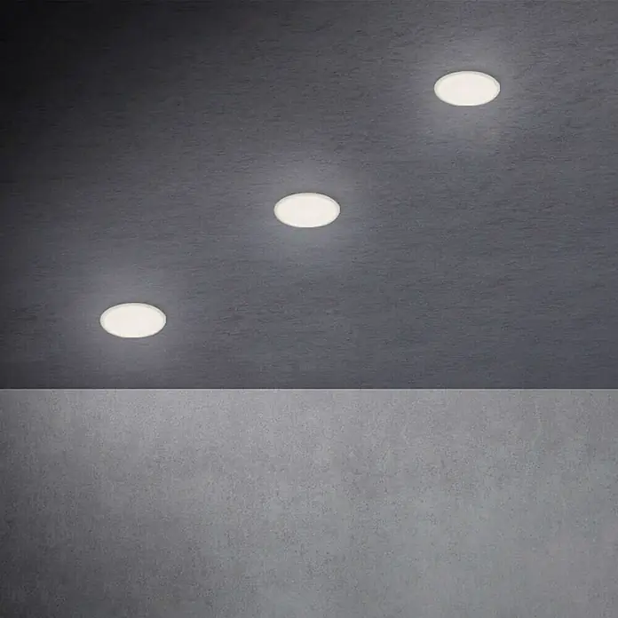 Briloner Foco empotrable Plat - 6 W, Ø x Al: 10 x 3,5 cm, Blanco, Blanco neutro - Diseño moderno de iluminación de techo con tres focos empotrables redondos que proporcionan una luz brillante y acogedora. Ideal para interiores contemporáneos.