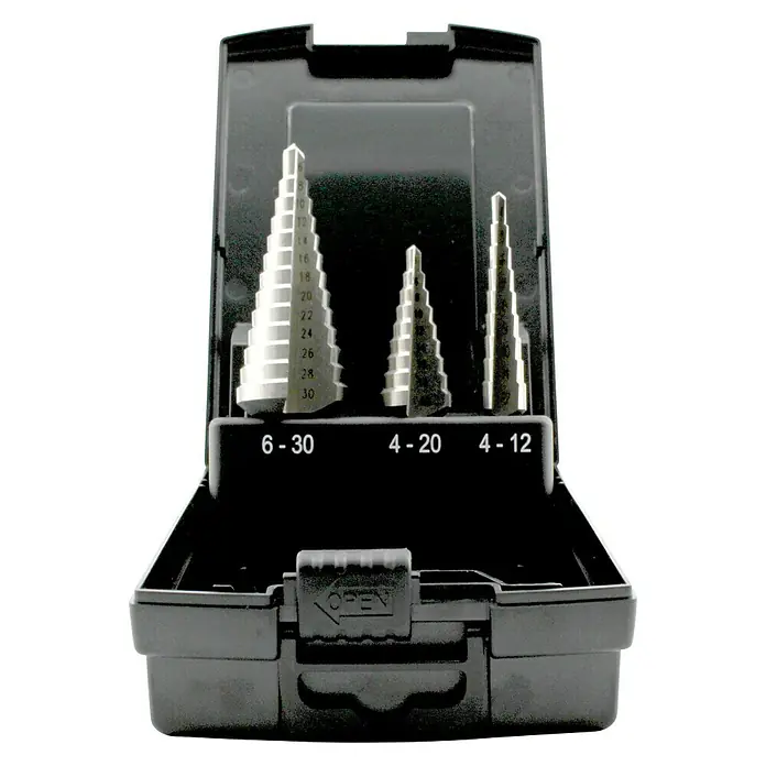Matador Metallbohrer - Durchmesser Bohrer: 30 mm - Stufenbohrer-Set im Koffer. Das Set beinhaltet 3 Bohrer mit Größen von 6-30, 4-20 und 4-12 mm für präzise Bohrungen in verschiedenen Materialien.