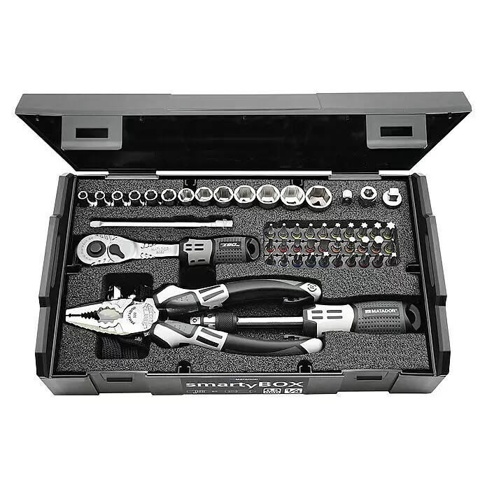 Steckschlüssel-Set Smartybox S1 - 61 -tlg., Antriebsgröße: ¼″ - Matador SmartyBox 1/4" Werkzeugsatz in schwarzem Koffer mit silbernen Nüssen, farbigen Bits, Ratsche, Zange und Schraubendreher.