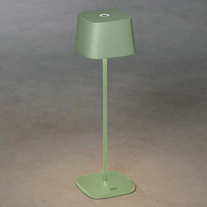 Konstsmide Akku-Tischleuchte Capri - 2,2 W, L x B x H: 10 x 10 x 36 cm, Grün - Stimmungsaufnahme