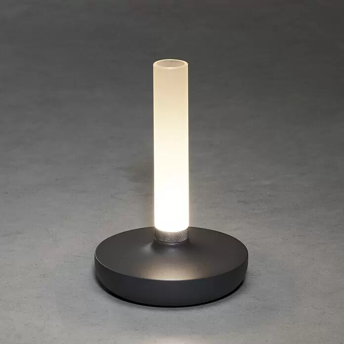 Konstsmide Akku-Tischleuchte Biarritz - 2,5 W, L x B x H: 13,5 x 13,5 x 20,5 cm, Grau, Warmweiß - Bildausschnitt