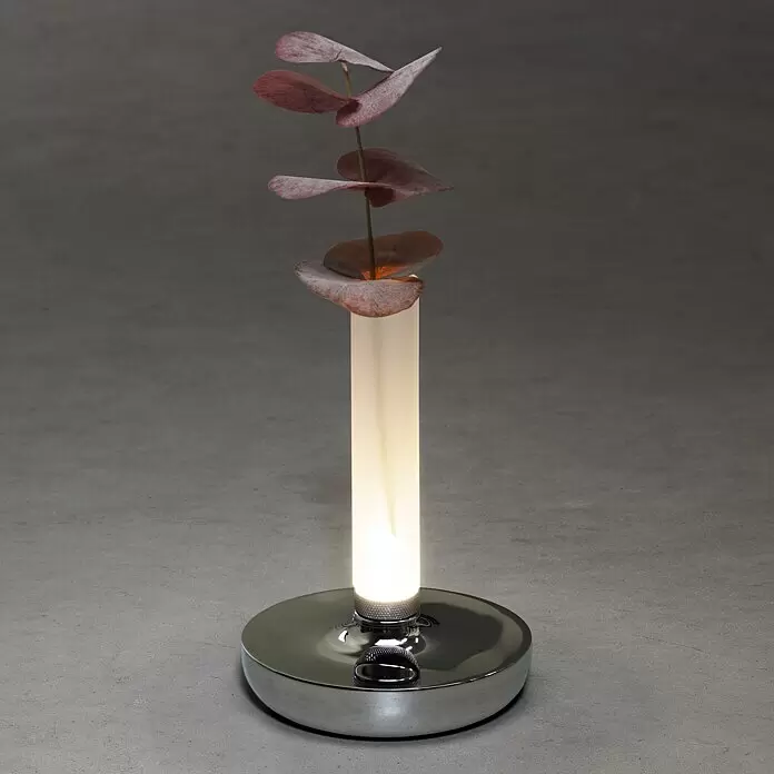 Konstsmide Akku-Tischleuchte Biarritz - 2,5 W, L x B x H: 13,5 x 13,5 x 20,5 cm, Silber, Warmweiß - Bildausschnitt