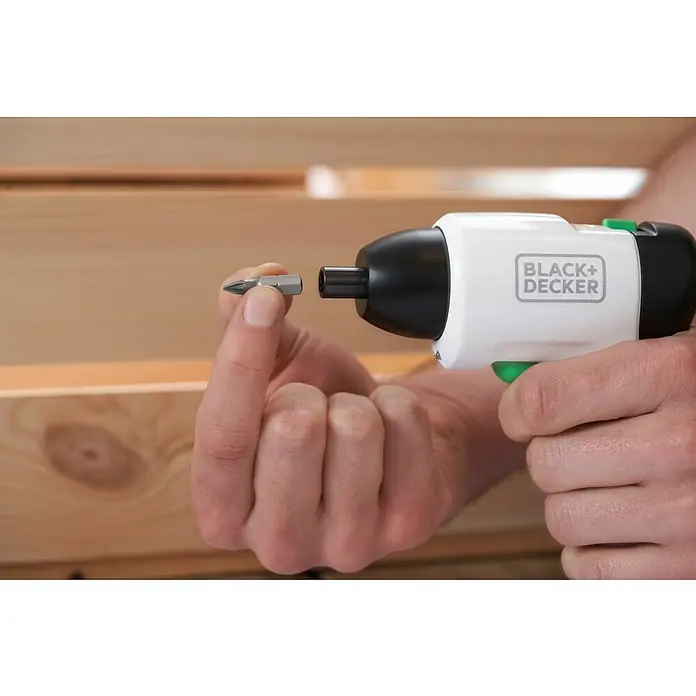 Black+Decker reviva Atornillador de batería - 3,6 V, 1 batería, 1,5 Ah, 5,5 Nm - Un destornillador inalámbrico BLACK+DECKER con una punta en la mano, listo para usar, perfecto para proyectos de bricolaje y reparaciones.