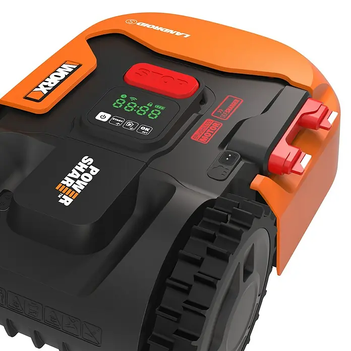 Worx PowerShare 20V Mähroboter Landroid S400 - 400 m², Schnittbreite: 18 cm, Induktionsgestützte Navigation, Begrenzungskabel - Das Bild zeigt einen Landroid Rasenmähroboter in Orange und Schwarz, der für die Rasenpflege konzipiert ist.