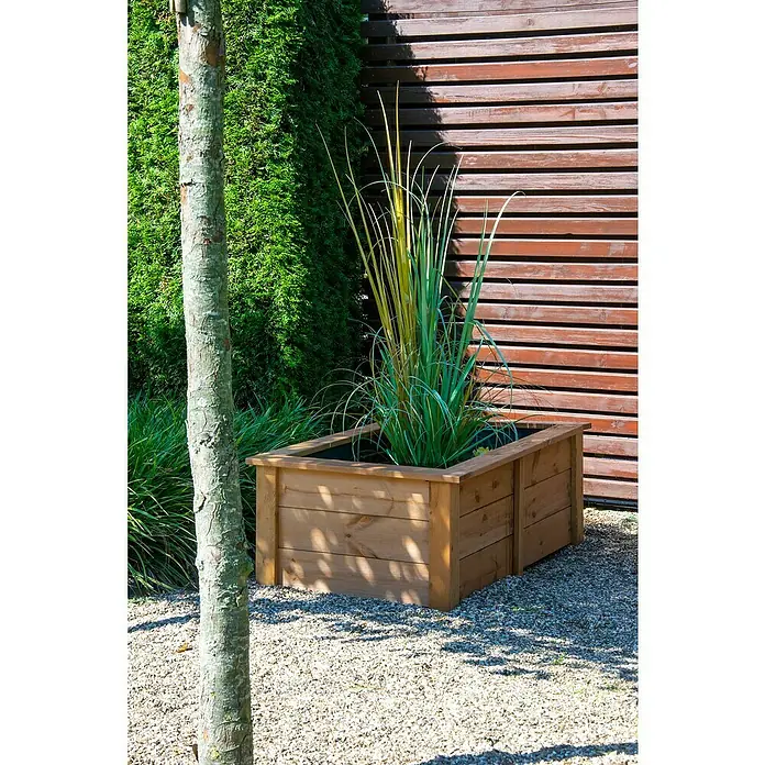 Dobar Hochteich Kubus - L x B x H: 120 x 72 x 42 cm, Braun, 200 l, Holz - Der erhöhte Pflanzkasten aus Holz mit dekorativem Gras ist eine stilvolle Ergänzung für jeden Garten. Seine natürliche Holzoptik passt perfekt.