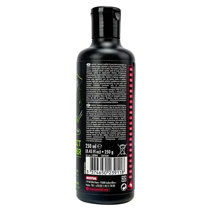 Limpiador cutáneo para mascotas M3 - 250 ml, Piel - Botella de Motul Perfect Leather. Limpia, nutre y revitaliza todo tipo de cuero, protegiendo contra las agresiones externas.