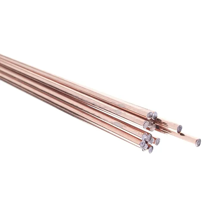 CFH Autogen-Schweißstab - 1,5 mm - Nahaufnahme von Kupferstäben, die für industrielle Anwendungen oder Handwerksprojekte verwendet werden können.