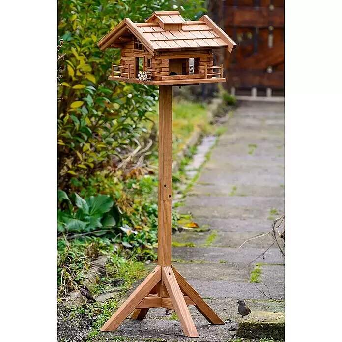 Dobar Vogelfutterhaus Tirol - L x B x H: 37 x 37 x 117 cm, Braun, Holz - Stimmungsaufnahme
