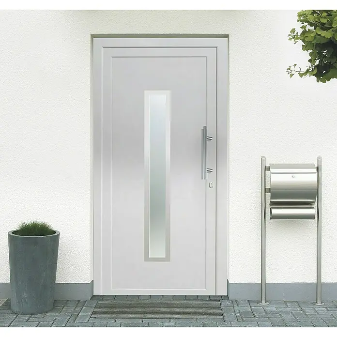 Solid Elements Haustür KF-03 - 100 x 210 cm, DIN Anschlag: Rechts, Weiß - Eine moderne, weiße Haustür mit einem vertikalen Glaseinsatz und einem eleganten, silbernen Türgriff.