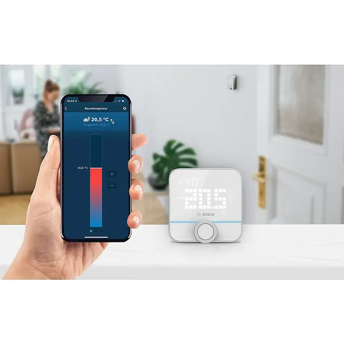 Bosch Smart Home Raumthermostat II Fußbodenheizung230 V, LED-Display, L x B x H: 35 x 86 x 87 mm - Intelligentes Bosch Thermostat-Set: Steuerung der Raumtemperatur per App und ein weißes, quadratisches Thermostat mit digitaler Anzeige.