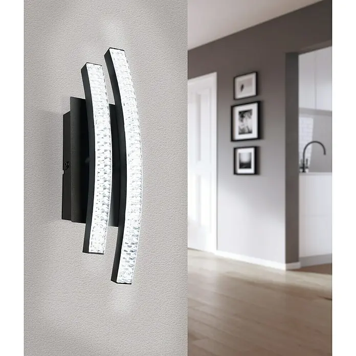 Eglo Lejias LED-Wandleuchte - 8 W, Schwarz, Warmweiß - Elegante LED-Wandleuchte mit gebogenem Design. Die schwarze Halterung und das kristallartige Element sorgen für stilvolle Beleuchtung im Raum.