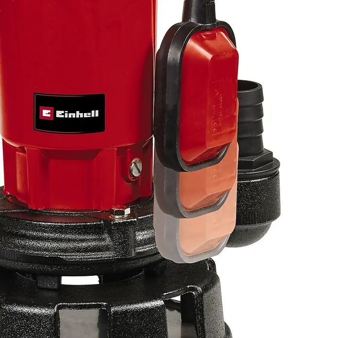 Einhell Bomba para aguas residuales GE-DP 900 Cut - 900 W, Capacidad de bombeo máx.: 16.000 l/h, Profundidad de inmersión: 7 m - Primer plano de una bomba sumergible Einhell con carcasa roja y base negra, ideal para aguas sucias.
