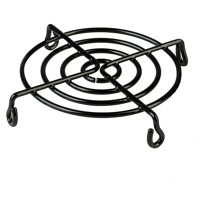 Air-Circle Schutzgitter - Passend für: Rohrradialventilator 100 - Draufsicht auf ein schwarzes Lüftergitter aus Metall. Das Gitter ist kreisförmig und hat eine Halterung mit vier Haken.