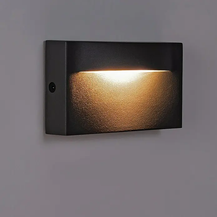 Forlight Hide Aplique exterior LED - 8 W, L x An x Al: 2,5 x 13,5 x 7,5 cm, Antracita, Blanco neutro - Aplique de pared rectangular negro que emite un brillo cálido y acogedor. El diseño minimalista se integra perfectamente en espacios modernos.