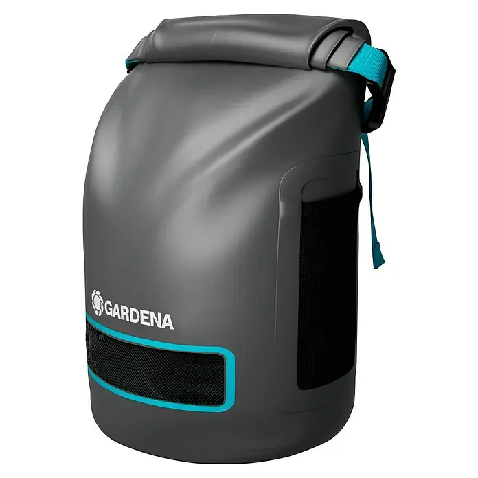 Gardena Gartenschlauch Liano Xtreme Set mit Hahnverbinder & Aufbewahrungstasche - 7 -tlg., Kunststoff - Nahaufnahme einer grauen Gardena Tasche mit blauen Akzenten und dem Gardena Logo, ideal für die Gartenarbeit. Praktisch und stilvoll.