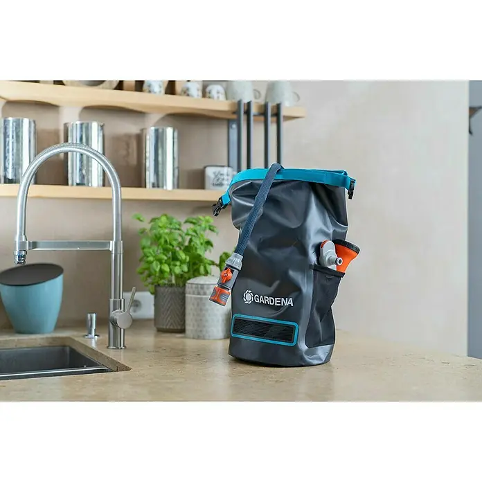 Gardena Gartenschlauch Liano Xtreme Set mit Hahnverbinder & Aufbewahrungstasche - 7 -tlg., Kunststoff - Gardena-Gartendusche-Set mit Gartenschlauch und Brausekopf in einer praktischen Tasche. Ideal für die Gartenbewässerung und Reinigung.