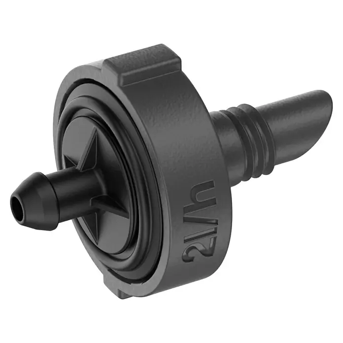 Gardena Micro-Drip Endtropfer druckregulierend - 10 Stk., Max. Wasserdurchfluss: 2 l/h - Eine Nahaufnahme eines schwarzen Bewässerungsanschusses mit einem Widerhaken, der für eine einfache Installation in Schläuchen entwickelt wurde.