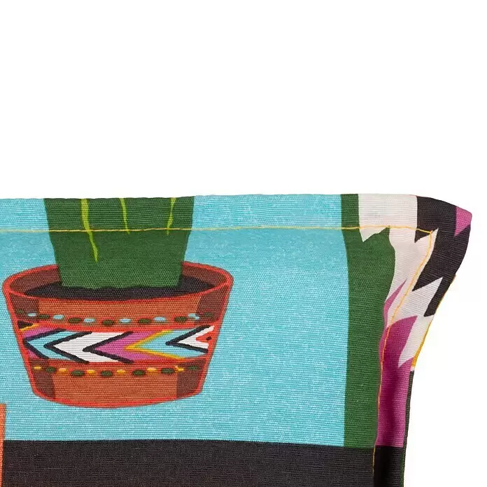 beo Gartenmöbel-Auflage Tijuana - Niederlehner, 2 Stk., L x B x H: 98 x 46 x 8 cm, Baumwolle, Polyester, Gelb/Orange - Farbiges Textil mit aufgedrucktem Topfkaktus und Stammesmustern. Der Stoff zeigt eine gewebte Textur und gelbe Ziernähte.
