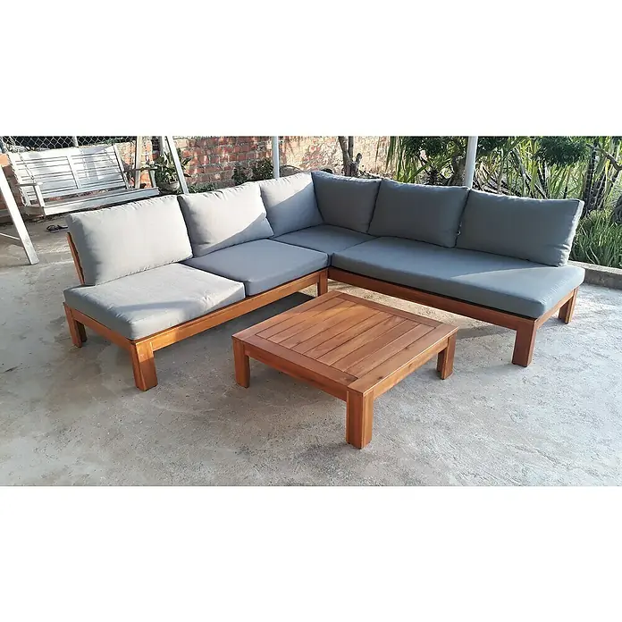 Acamp Loungemöbel-Set Granada - 3 -tlg., Akazie, Polyester, Grau/Braun - Elegante Gartenmöbel-Set mit Ecksofa und passendem Couchtisch aus Holz und grauen Polstern für entspannte Stunden im Freien.