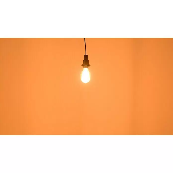 Osram LED-Lampe Vintage Edition 1906 Birnenform E27 - E27, Dimmbar, Warmweiß, 806 lm, 8,8 W, Gold - Stimmungsaufnahme