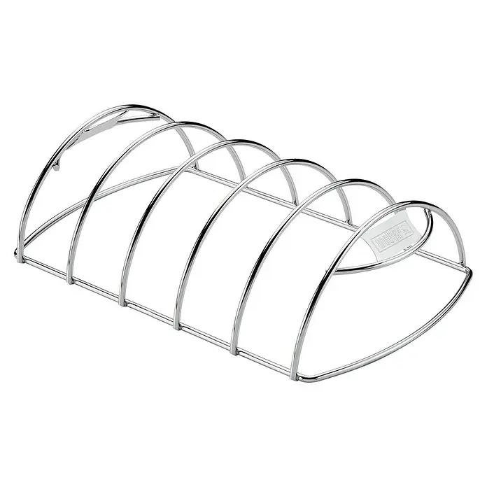 Weber Spare-Rib-Halter - L x B x H: 33,5 x 20,3 x 8,9 cm - Das Bild zeigt einen verchromten Weber Rippchenhalter, der perfekt für die Zubereitung von Rippchen auf dem Grill ist und eine gleichmäßige Garung ermöglicht.