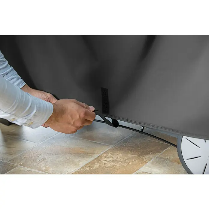Weber Grill-Schutzhülle Premium - Passend für: Weber Q 300/3000 Serie - Die Grillabdeckung in Anthrazit wird mit einem Klettverschluss befestigt, um den Grill vor Wettereinflüssen zu schützen.