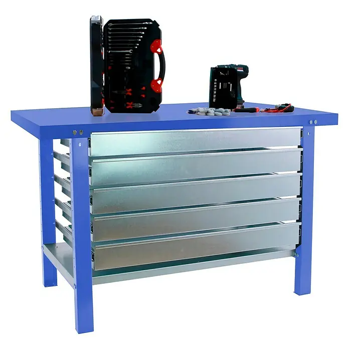 Simonrack Simonwork Banco de trabajo BT6 PRO Box Metal - L x An: 73 x 120 cm, Altura de trabajo: 83 cm, Carga soportada: 600 kg, Azul - Banco de trabajo con herramientas: Un banco de trabajo azul con cajones y herramientas como destornilladores y un taladro.