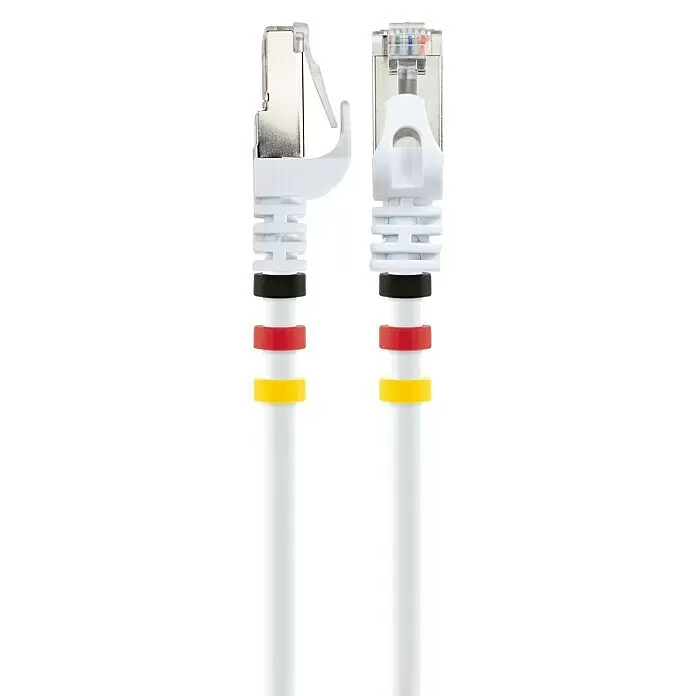 Schwaiger Netzwerk-Kabel CAT7 S/FTP - Länge: 15 m, Weiß, RJ45-Stecker - Zwei weiße Ethernet-Kabel mit metallgeschirmten RJ45-Steckern und farbigen Markierungsringen (schwarz, rot, gelb).