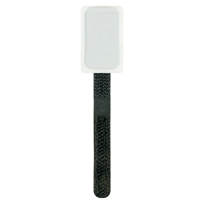 Schwaiger Klettbinder mit Beschriftungstafeln - L x B: 90 x 20 mm, Schwarz/Weiß, 10 Stk. - Nahaufnahme eines weißen Sensors mit schwarzem Klettband für eine einfache Befestigung, ideal für Smart-Home-Anwendungen.