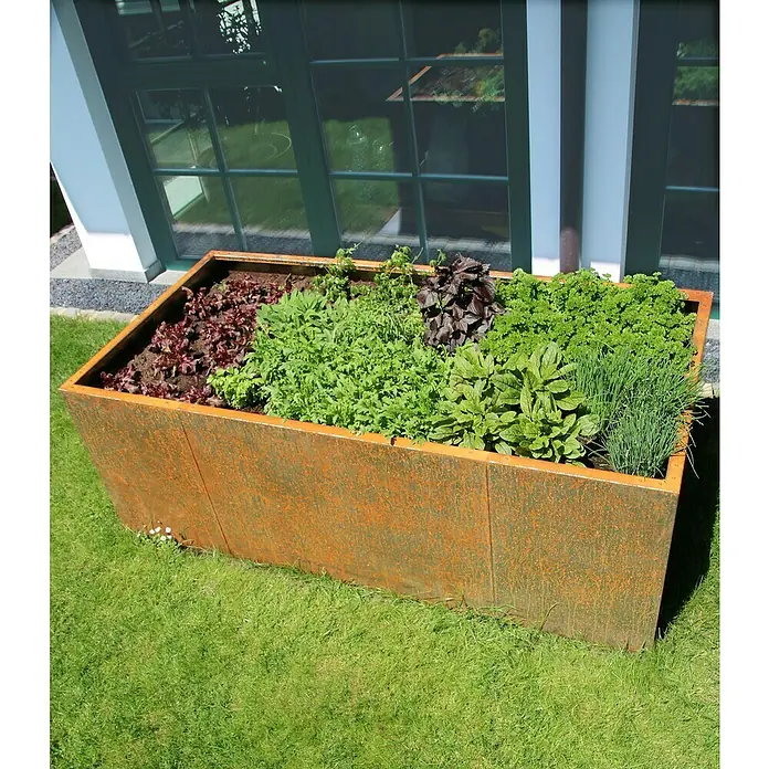 Palatino Hochbeet Urban - 200 x 100 x 70 cm, Stahl, Rostbraun - Rustikaler Pflanzkasten aus Metall mit frischen Kräutern und Salat, der einen Hauch von Natürlichkeit in jeden Garten bringt.