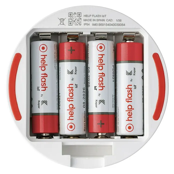 Luz de emergencia Help Flash IoT - Apto para: Avería en el vehículo - Primer plano de cuatro pilas Help Flash IoT en un compartimento de pilas redondo y blanco, garantizando un rendimiento duradero.