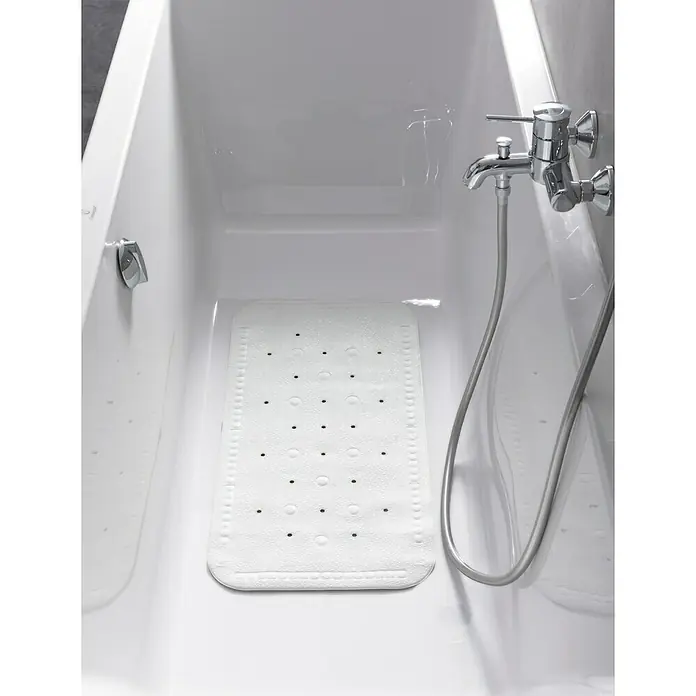 Diaqua Antirutschmatte Smoothie - 71 x 35 cm, PVC, Weiß - Eine weiße Badewanne mit einer weißen Badematte und einem silbernen Wasserhahn. Praktische Badematte für mehr Sicherheit.
