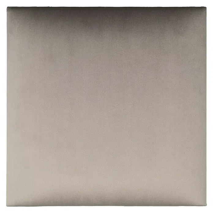 Fllow Wandpolster-Set Velvet A1 - 270 x 150 cm, Taupe - Quadratisches, beiges Stoffmuster mit weicher Textur und subtilem Farbverlauf, ideal für Möbeldesign oder als Hintergrund.