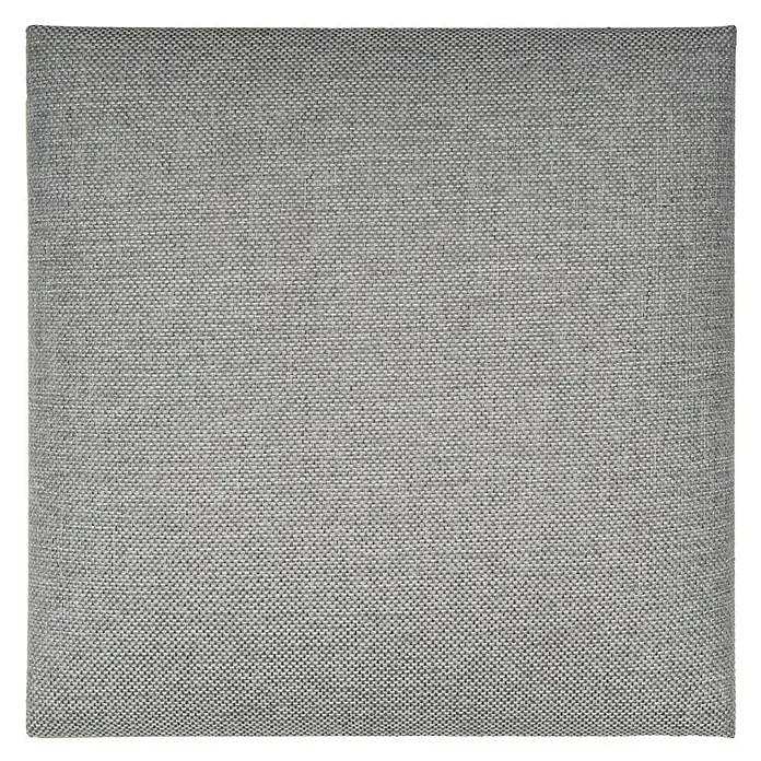 Fllow Wandpolster-Set Inari A2 - 300 x 120 cm, Grau - Grauer Stoffbezug in Nahaufnahme, zeigt die feine Textur. Ideal für Möbel, Polster oder als Hintergrund für Designprojekte.