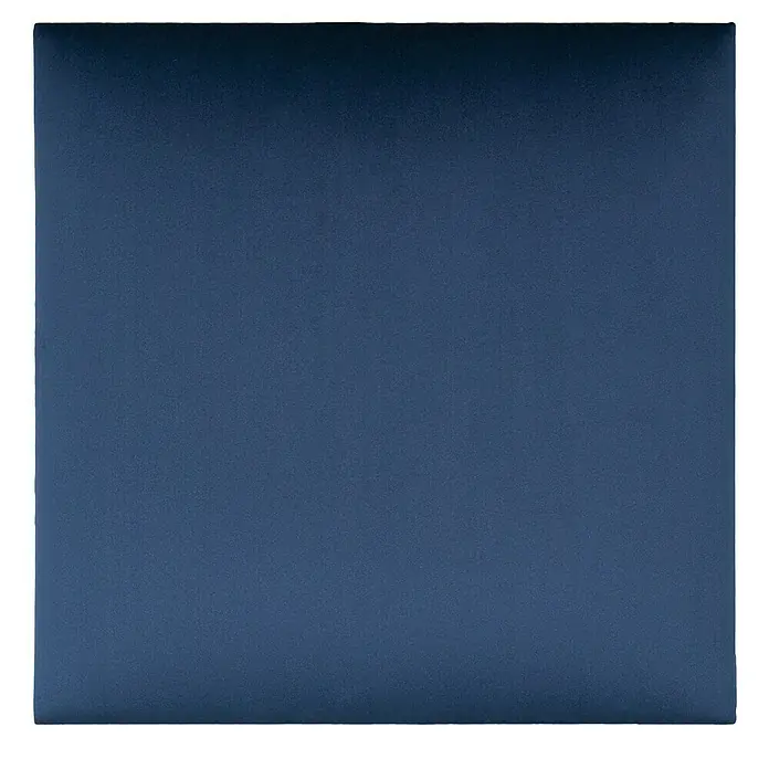 Fllow Wandpolster-Set Velvet A4 - 270 x 180 cm, Blau - Dunkelblaues quadratisches Produkt, ideal für Präsentationen oder als stilvoller Hintergrund.