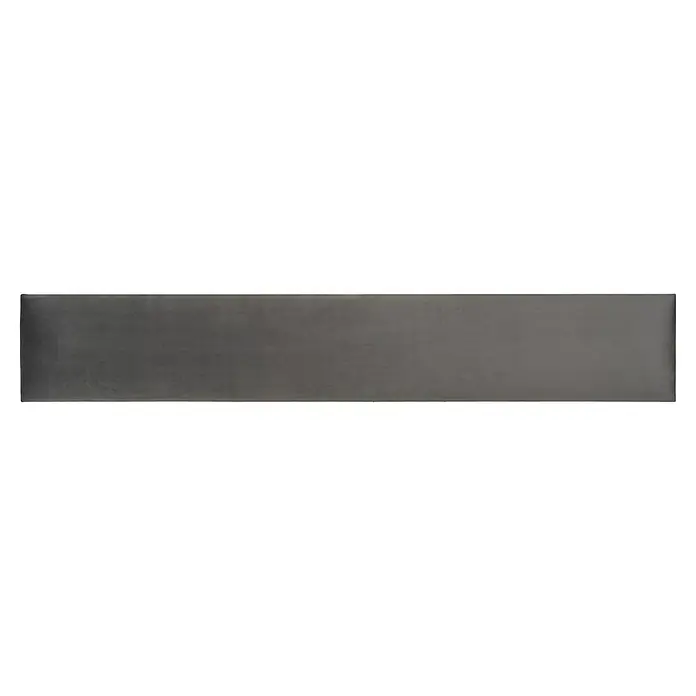 Fllow Verkleidungspaneel VelvetAnthrazit, L x B: 90 x 15 cm - Nahaufnahme eines rechteckigen, anthrazitfarbenen Polsterkopfteils mit subtiler Textur und einem hochwertigen, modernen Design.