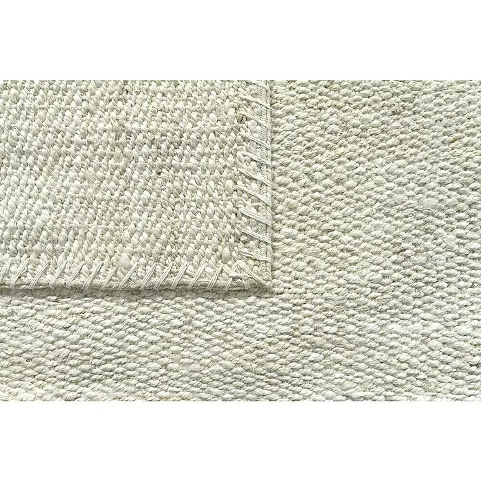 Alfombra de yute Córdoba - Blanco, 170 x 120 cm, 100% yute - Primer plano de una alfombra tejida con texturas detalladas y costuras artesanales, destacando la calidad y la artesanía.