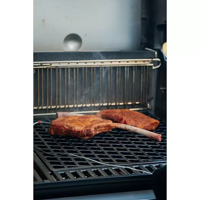 Weber Crafted Grillrost Sear Grate - L x B: 41,4 x 40,6 cm, Gusseisen - Stimmungsaufnahme