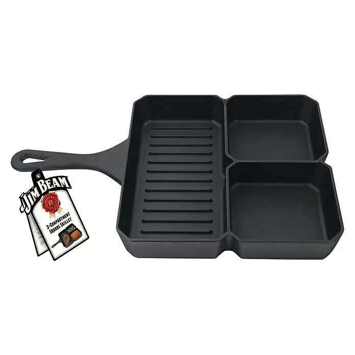 Jim Beam Grillpfanne - L x B: 38,5 x 26 cm, Höhe: 3,9 cm - Schwarze gusseiserne 3-Fächer-Quadratpfanne mit Grillbereich und zwei glatten Abschnitten, mit Jim Beam Etikett am Griff.