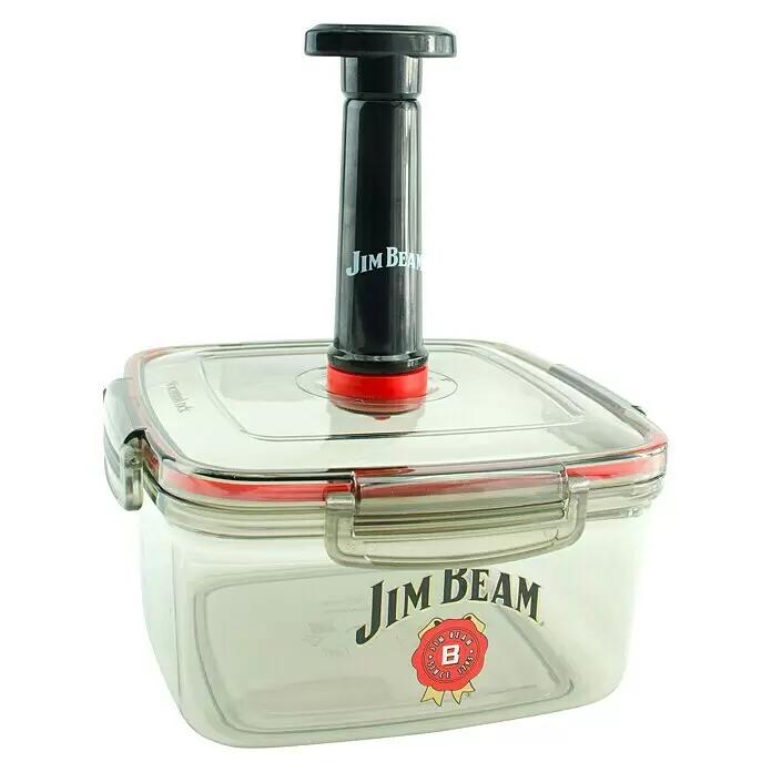 Jim Beam Vakuumbehälter - Kunststoff, L x B x H: 21,5 x 21,5 x 12 cm - Transparenter Lebensmittelbehälter mit roter Dichtung, Jim Beam Logo und schwarzer Vakuumpumpe auf dem Deckel.