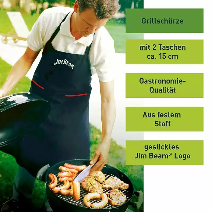 Jim Beam Grillschürze - Textil, Schwarz, L x B: 78 x 68 cm - Mann grillt in schwarzer Jim Beam Grillschürze mit gesticktem Logo und roten Akzenten.