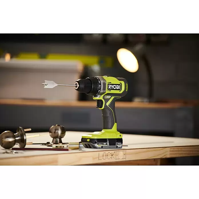 Ryobi ONE+ Akku-Bohrschrauber RDD18-2C20S - 18 V, 2 Akkus, 2 Ah, 52 Nm - Stimmungsaufnahme