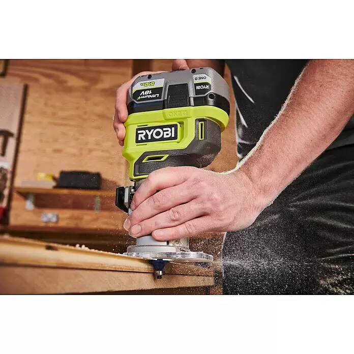 Ryobi ONE+ Akku-Kantenfräser RTR18-0 - 18 V, Ohne Akku, Leerlaufdrehzahl: 20.000 U/min - 30.000 U/min - Anwendungsbeispiel