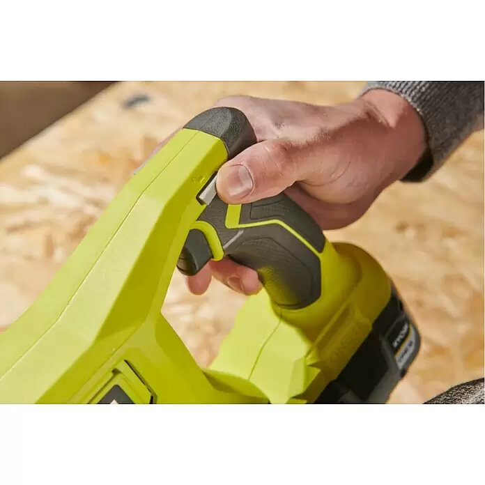 Ryobi ONE+ Akku-Säbelsäge RRS18-0 - 18 V - Anwendungsbeispiel