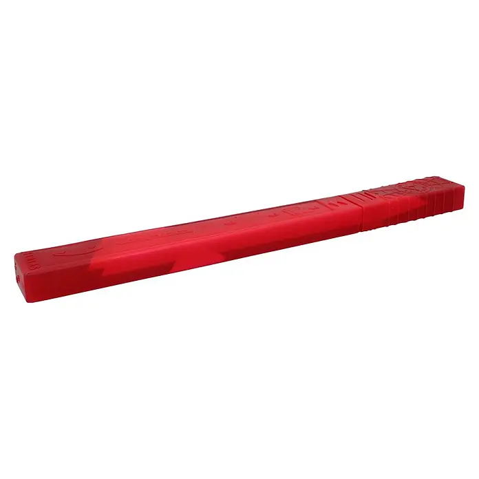 Kompakt-Warndreieck - Rot - Ein roter, länglicher Kunststoffkasten, möglicherweise für Werkzeuge oder Messgeräte, mit Prägungen und geriffelten Enden.