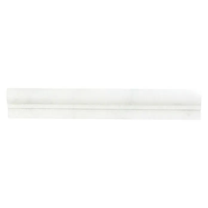 Fliesenbordüre Ibiza PO 42348 - 30,5 x 4,8 cm, Weiß, Matt - Eine Nahaufnahme eines sauberen, weißen Wischtuchs, ideal für die Reinigung und Oberflächenpflege. Vielseitig und saugfähig für den täglichen Gebrauch.