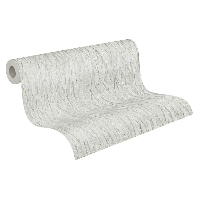 A.S. Création Hygge 2 Vliestapete Crush - Grau/Silber, Grafisch, 10,05 x 0,53 m - Nahaufnahme einer Rolle eleganter, grauer Vliestapete mit subtilem, linearem Muster, die für eine stilvolle Wandgestaltung sorgt.