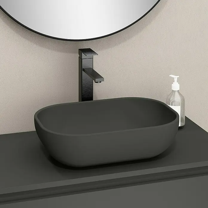 Artysan Mueble bajo de lavabo Kenia Top - L x An x Al: 46 x 80 x 65,6 cm, Antracita - Elegante lavabo de baño gris oscuro con grifo moderno y dispensador de jabón, ideal para un diseño de baño elegante y contemporáneo.