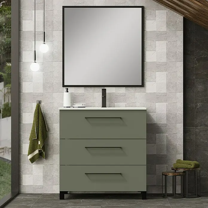 Artysan Mueble bajo de lavabo Arosa 3C - L x An x Al: 44,6 x 80 x 83,3 cm, Musgo - Elegante mueble de baño con tres cajones verde oliva, espejo con marco negro y lámparas colgantes para un diseño moderno.