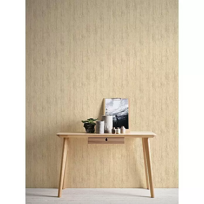 A.S. Création Hygge 2 Vliestapete Bäume - Beige, Floral, 10,05 x 0,53 m - Beige Tapete mit dezentem, vertikalem Muster aus dünnen, astähnlichen Linien.